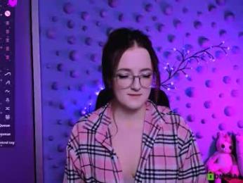 kimi_glow — Chaturbate stream photo (Dec 2025)