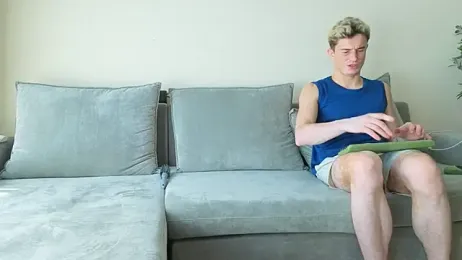 Morning_Stars — вебкам-модель онлайн на stripchat