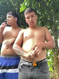 SANTY_BABY22 — вебкам-модель онлайн на stripchat