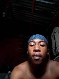 Peterveero12 — Stripchat stream photo (Mar 2026)