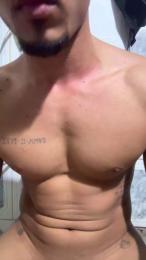 Novinhorj01 — вебкам-модель онлайн на cam4