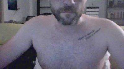 travieso21 — вебкам-модель онлайн на cam4