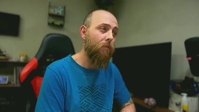 BarboneCE — вебкам-модель онлайн на cam4