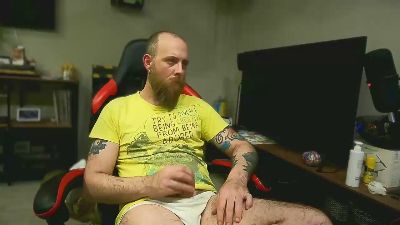 BarboneCE — вебкам-модель онлайн на cam4