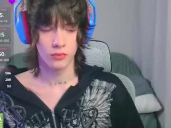 leonkissboy — chaturbate