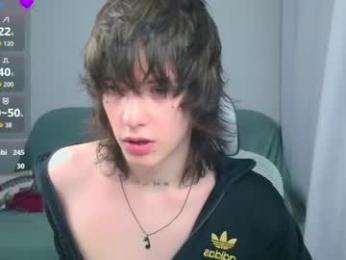 leonkissboy — chaturbate