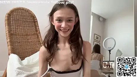 inst_immurevix — Stripchat stream photo (Apr 2026)