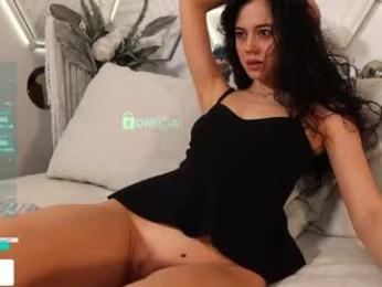 taanni_bc — вебкам-модель онлайн на chaturbate