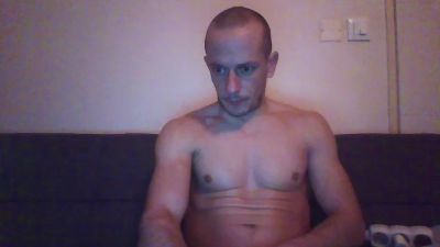 willy44bcg — Cam4 stream photo (Mar 2026)