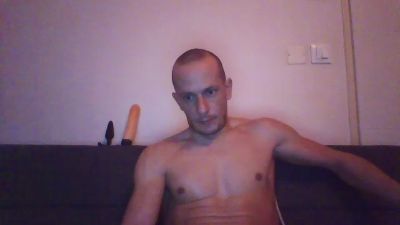 willy44bcg — Cam4 stream photo (Mar 2026)