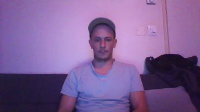 willy44bcg — Cam4 stream photo (Mar 2026)