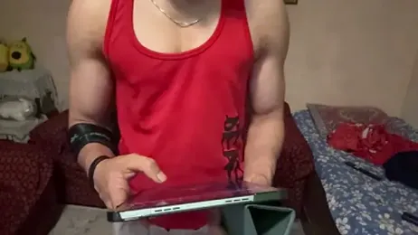 BadBoyBeast — вебкам-модель онлайн на stripchat