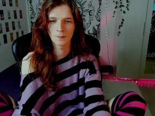 iceseeker2 — Camsoda stream photo (May 2026)