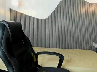 Liian Brown — Flirt4free stream photo (Sep 2026)