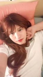 SoftRubyRed — вебкам-модель онлайн на cam4