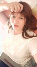 SoftRubyRed — Cam4 profile photo