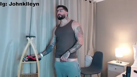 jonhklleyn — вебкам-модель онлайн на stripchat