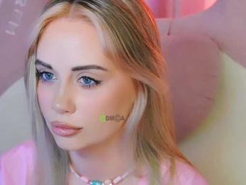 -ANN — вебкам-модель онлайн на bongacams
