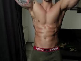 richarddarell — Chaturbate stream photo (Apr 2026)