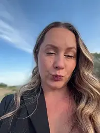 Mona_Plus — stripchat