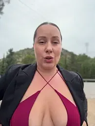 Mona_Plus — stripchat