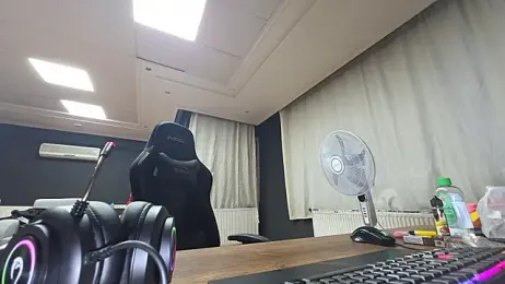 gece1black — Stripchat stream photo (Oct 2025)