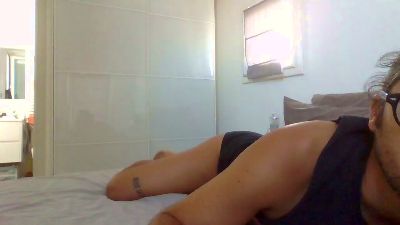 Cavedone — вебкам-модель онлайн на cam4