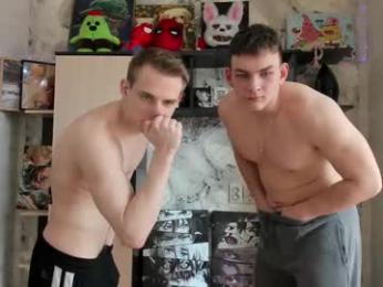 holiday_boys — вебкам-модель онлайн на chaturbate