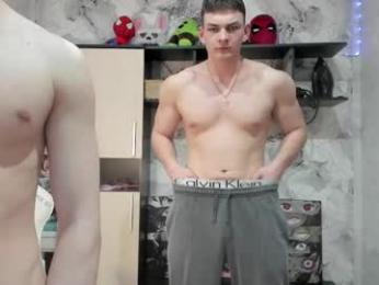 holiday_boys — вебкам-модель онлайн на chaturbate