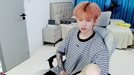 KPL-11 — вебкам-модель онлайн на stripchat