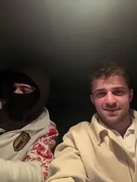 Um72727 — вебкам-модель онлайн на stripchat