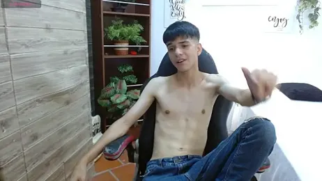 maxim_rod — вебкам-модель онлайн на stripchat