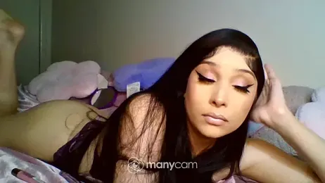 bambibarbi — вебкам-модель онлайн на stripchat