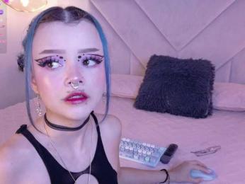 Sateh-and-Hikary — вебкам-модель онлайн на bongacams