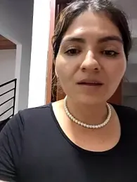 RosaliaVicky — Stripchat stream photo (Feb 2026)