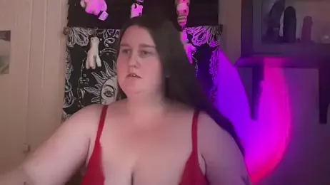 xopeachybaby — вебкам-модель онлайн на stripchat