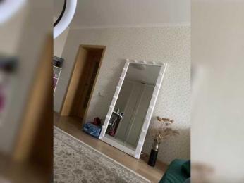 YuGoVi — вебкам-модель онлайн на bongacams