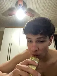 branquelopicudo777 — Stripchat stream photo (Aug 2026)