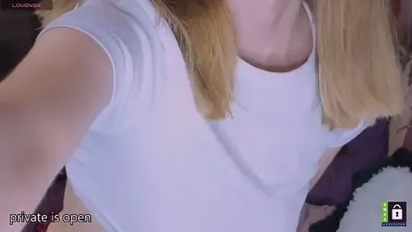 melianamuse — Stripchat stream photo (May 2026)