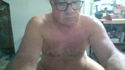 HotDaddygay — вебкам-модель онлайн на cam4