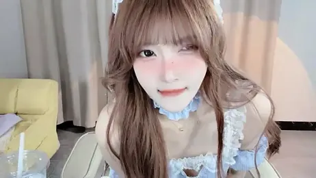 Annnnqi-77 — Stripchat stream photo (Apr 2025)