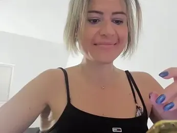 Ssoniaaa — Stripchat stream photo (Apr 2025)