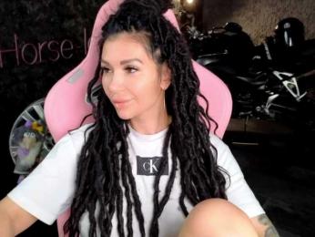 -BABAYAGA- — Bongacams stream photo (Jul 2026)