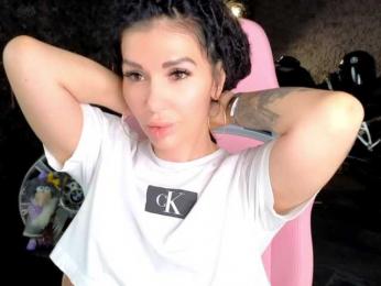 -BABAYAGA- — Bongacams stream photo (Jul 2026)