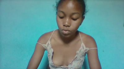 Annieste — Cam4 stream photo (Jun 2026)