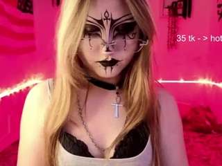 cristensayre — вебкам-модель онлайн на camsoda