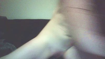 Clarozzz222 — вебкам-модель онлайн на cam4