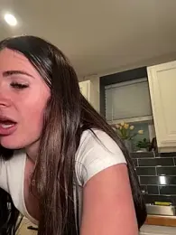 aus_queen — вебкам-модель онлайн на stripchat