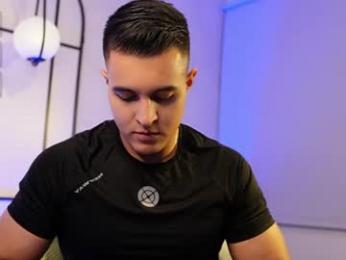 mason_bennet — Chaturbate stream photo (Sep 2026)