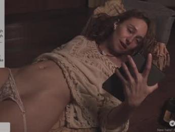 ohmymojo — вебкам-модель онлайн на chaturbate